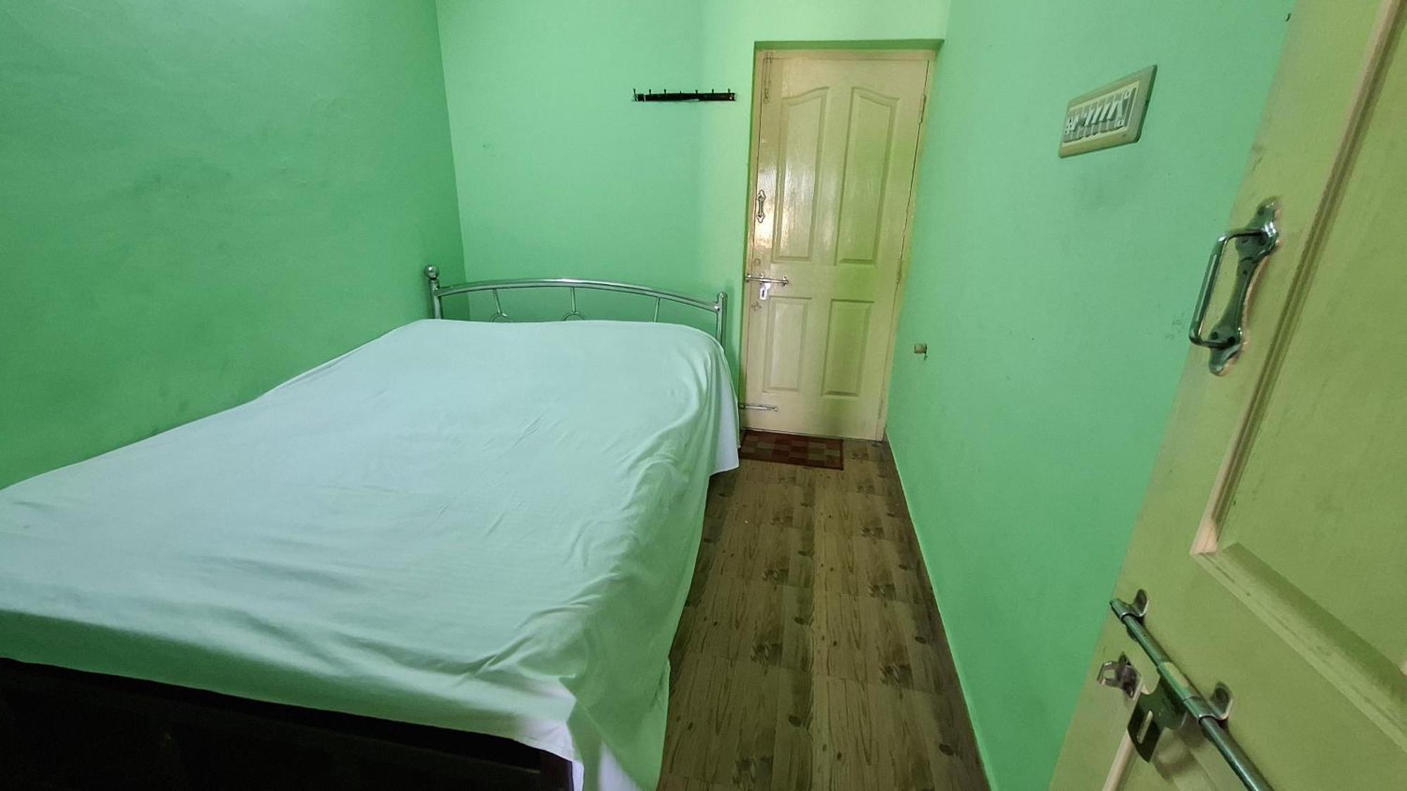 Ashwin Home Stay Tiruvannāmalai Buitenkant foto